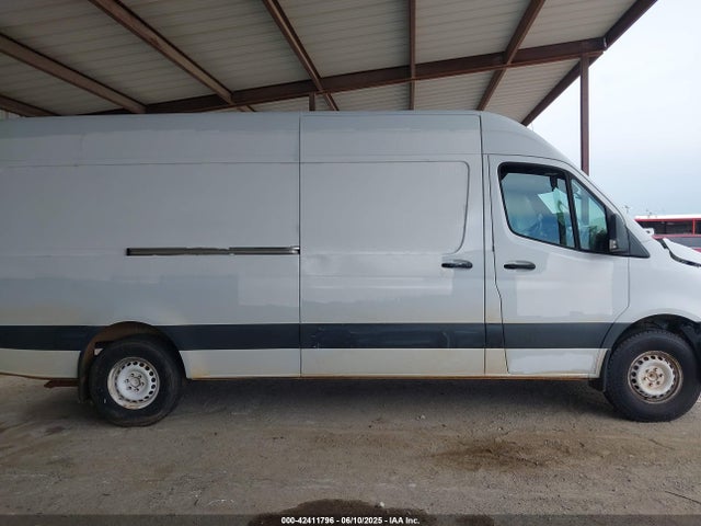 Mercedes-Benz om651 2021 W1Y4DCHY1MT062685 Image 12