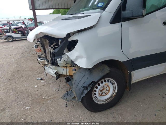 Mercedes-Benz om651 2021 W1Y4DCHY1MT062685 Image 16