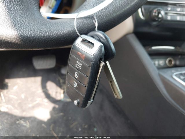 5XXGT4L30JG268095 KIA Optima Lx
