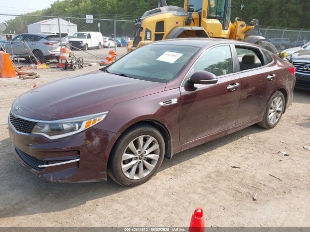 5XXGT4L30JG268095 KIA Optima Lx