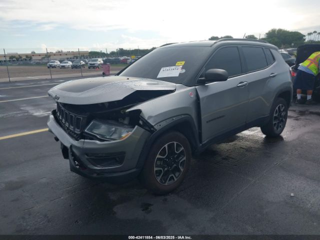 3C4NJDDBXKT799944 Jeep Compass Trailhawk 4x4
