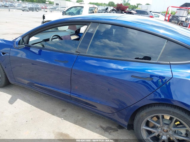 5YJ3E1EB9MF974887 Tesla MODEL 3
