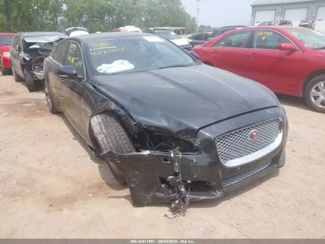 2017 JAGUAR XJ SAJWJ2GD4H8W05326 Photo 0