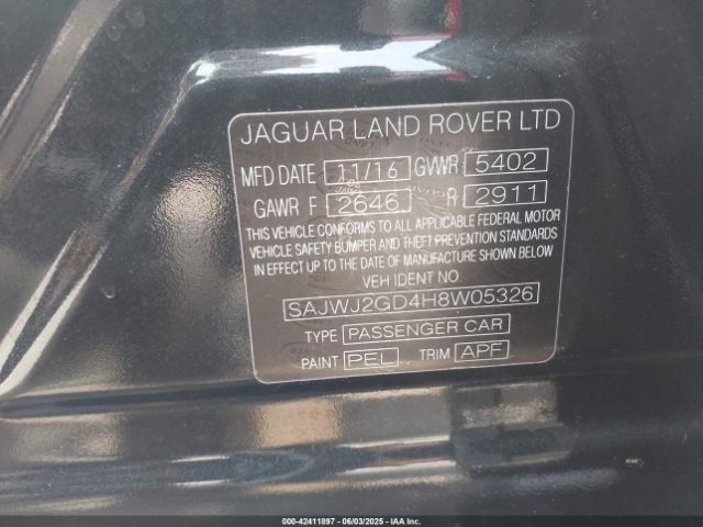 2017 JAGUAR XJ SAJWJ2GD4H8W05326 Photo 8