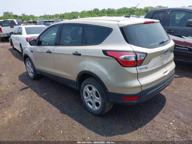 2018 FORD ESCAPE 1FMCU0F75JUC74659 Photo 2
