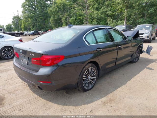 2018 BMW 530I WBAJA7C52JWA74679 Photo 3