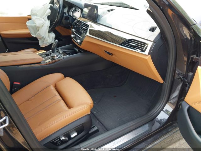 2018 BMW 530I WBAJA7C52JWA74679 Photo 4