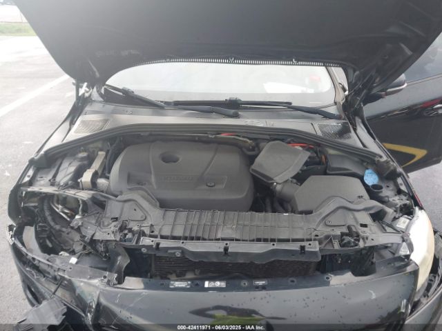 2017 VOLVO S60 YV126MFL8H2422804 Photo 9