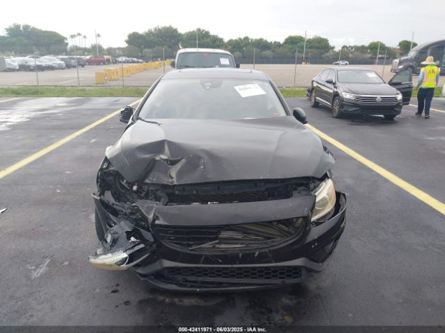 2017 VOLVO S60 YV126MFL8H2422804 Photo 5