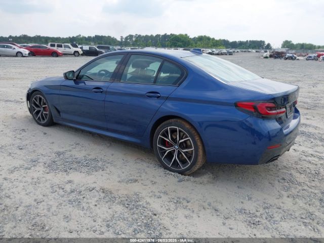 2022 BMW 530 WBA53BH01NWX80847 Photo 2