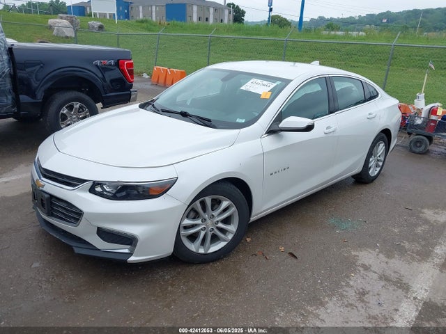 Chevrolet lfv - direct injection, variable valve timing, gen 1 2018 1G1ZD5ST7JF203104 Image 2