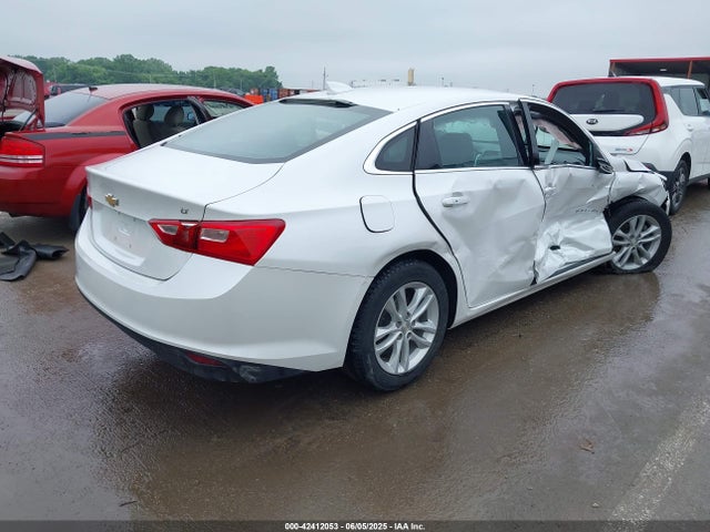 Chevrolet lfv - direct injection, variable valve timing, gen 1 2018 1G1ZD5ST7JF203104 Image 4