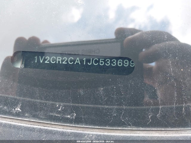 Volkswagen 2018 2018 1V2CR2CA1JC533699 Image 9