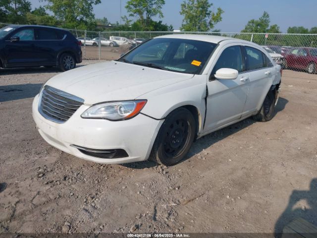2013 CHRYSLER 200 1C3CCBAB2DN646993 Photo 1