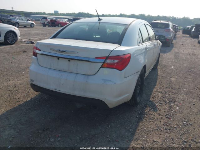 2013 CHRYSLER 200 1C3CCBAB2DN646993 Photo 3