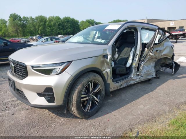 2024 VOLVO XC40 YV4L12UKXR2222285 Photo 1
