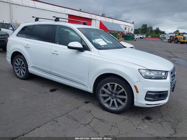 2017 AUDI Q7 WA1LAAF70HD037665 Photo 0