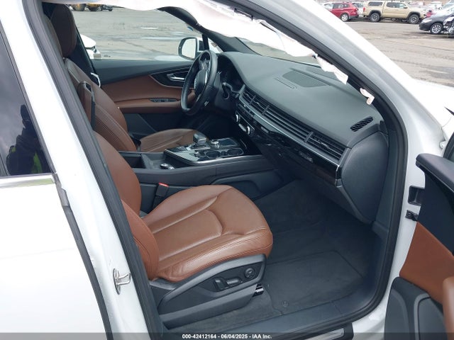 2017 AUDI Q7 WA1LAAF70HD037665 Photo 4