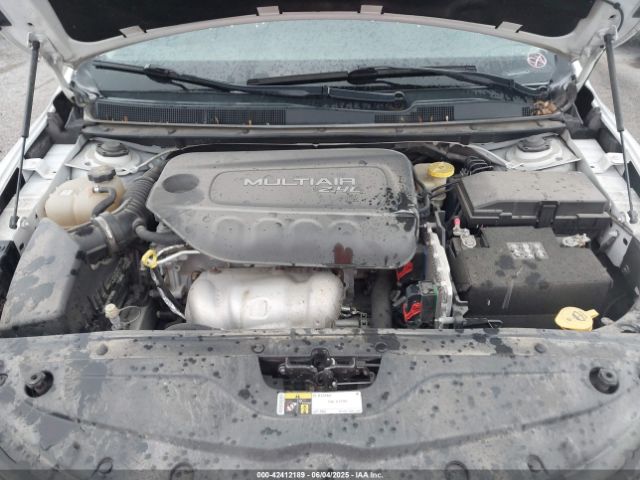 2015 CHRYSLER 200 1C3CCCAB7FN560006 Photo 9