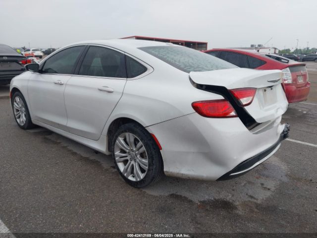 2015 CHRYSLER 200 1C3CCCAB7FN560006 Photo 2