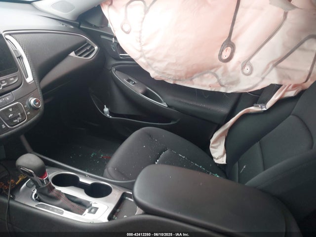 1G1ZG5ST0RF244628 Chevrolet lfv