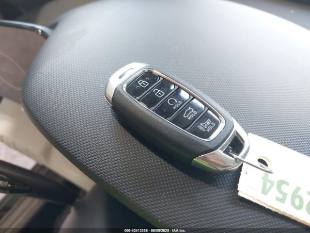 KMHLN4AJ9PU052528 Hyundai Elantra Hybrid Limited