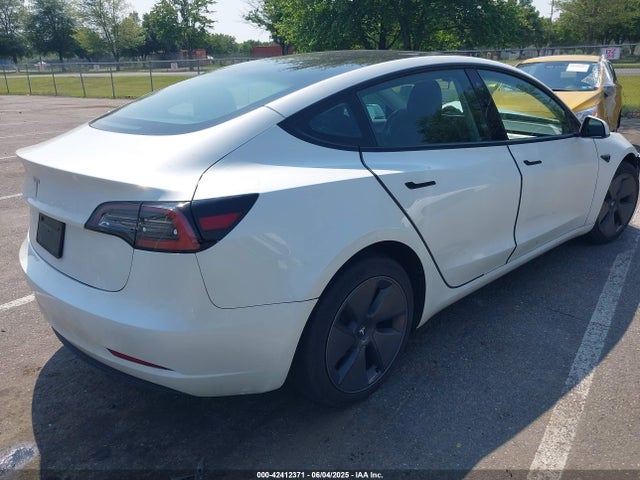 2023 TESLA MODEL 3 5YJ3E1EA5PF555642 Photo 3