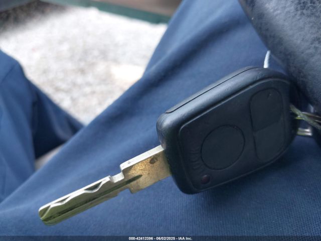 2001 BMW Z3 WBACN33431LK48268 Photo 10