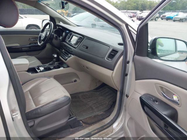 KNDMC5C14H6280749 KIA SEDONA EX