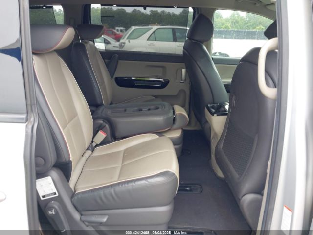 KNDMC5C14H6280749 KIA SEDONA EX