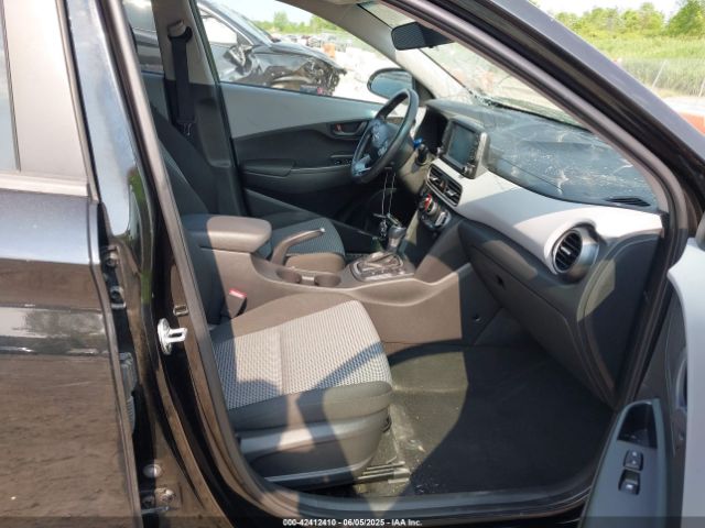 2018 HYUNDAI KONA KM8K2CAA2JU083173 Photo 4
