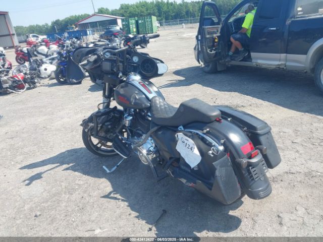 2017 HARLEY-DAVIDSON FLHXS 1HD1KRC14HB687425 Photo 2