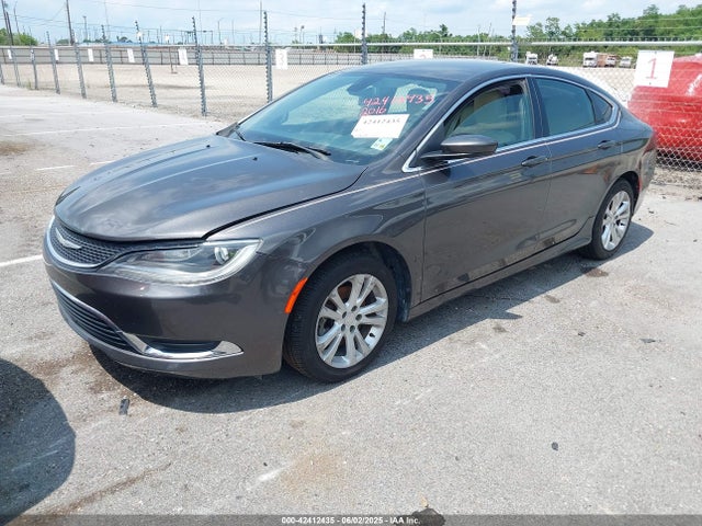 Chrysler 2016 2016 1C3CCCAB8GN138554 Image 2