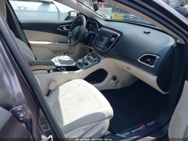 Chrysler 2016 2016 1C3CCCAB8GN138554 Image 5