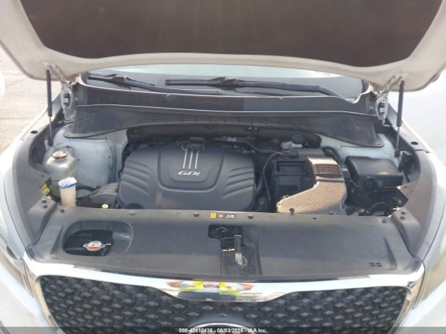5XYPG4A51HG213122 KIA Sorento 3.3l Lx
