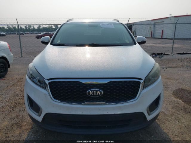 5XYPG4A51HG213122 KIA Sorento 3.3l Lx