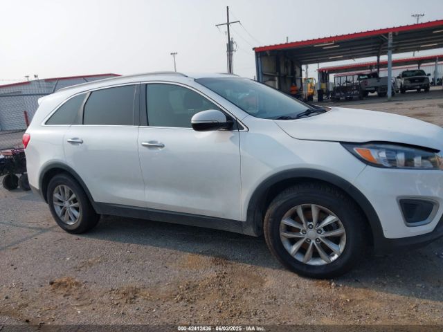 5XYPG4A51HG213122 KIA Sorento 3.3l Lx