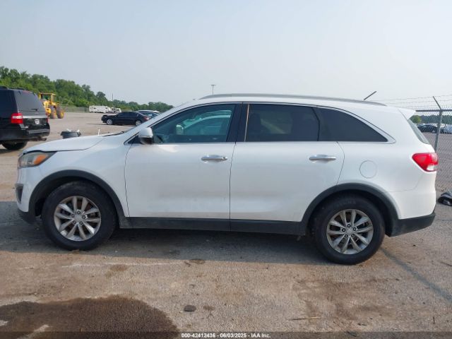 5XYPG4A51HG213122 KIA Sorento 3.3l Lx