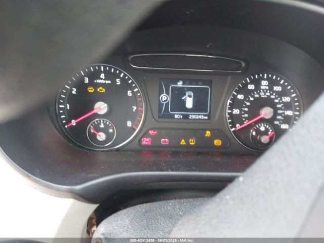 5XYPG4A51HG213122 KIA Sorento 3.3l Lx