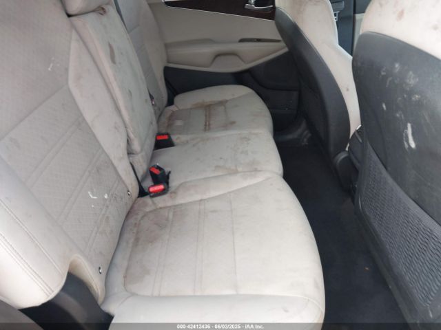5XYPG4A51HG213122 KIA Sorento 3.3l Lx