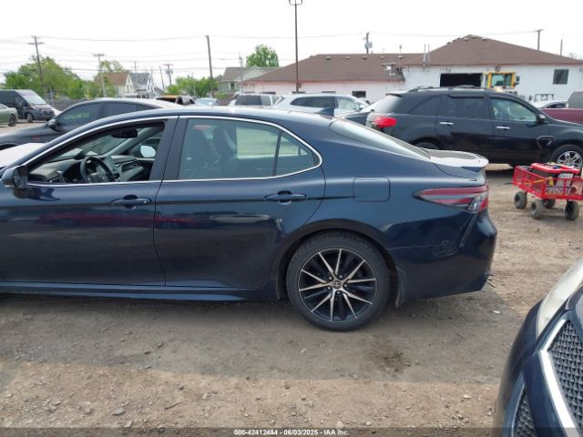 2021 TOYOTA CAMRY 4T1T11BKXMU020152 Photo 2