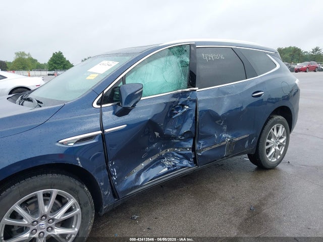5GAERBKW3PJ128439 Buick lfy
