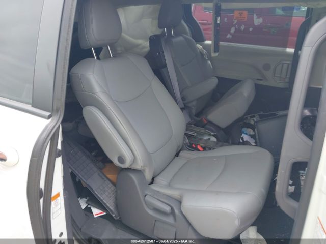 2021 TOYOTA SIENNA 5TDYRKEC9MS031404 Photo 7