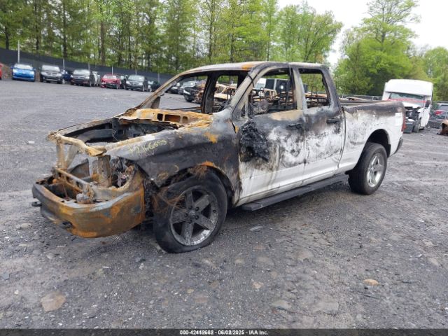 1C6RR7FG7KS658598 RAM 1500 Classic Tradesman  4x4 6'4 Box
