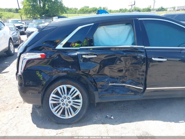 2017 CADILLAC XT5 1GYKNCRS9HZ149587 Photo 5