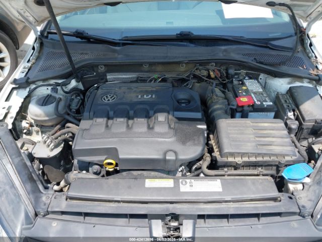 3VW2A7AU6FM097563 Volkswagen Golf Tdi S 4-door