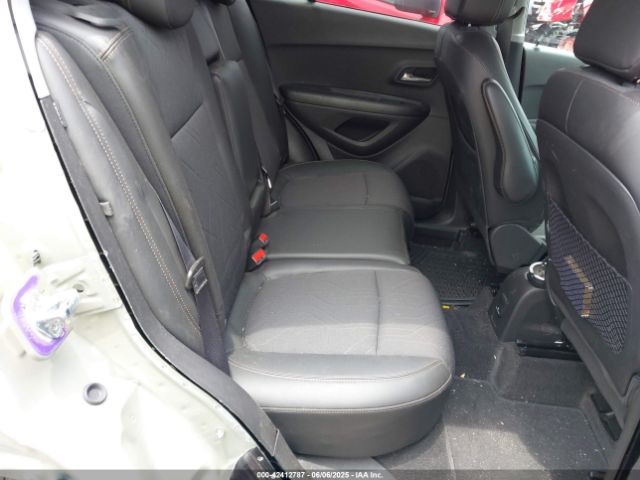 KL7CJLSM9NB546641 Chevrolet Trax Fwd Lt