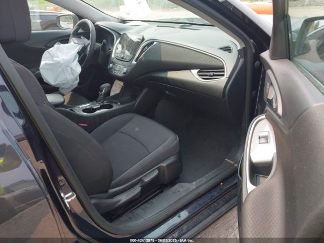 2022 CHEVROLET MALIBU 1G1ZB5ST0NF190546 Photo 4