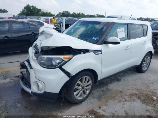 2018 KIA SOUL KNDJP3A50J7904581 Photo 1