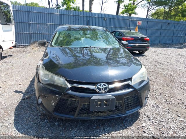 4T1BD1FK2FU172698 Toyota Camry Hybrid Le